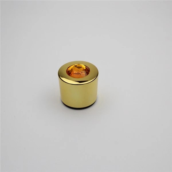 Yas Perfume Cap Nrog Crystal